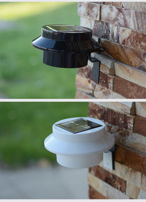 A calha solar exterior Downlights de 5000K 21LM conduziu a cerca solar Lights With PIR Motion Sensor